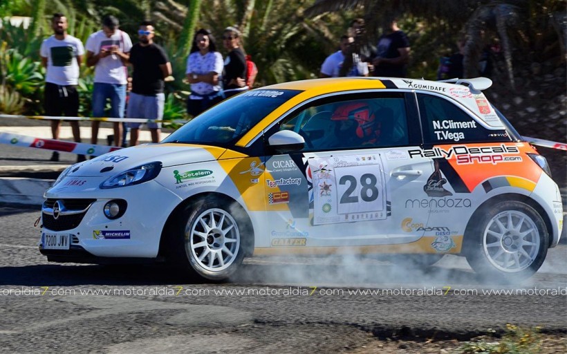 Oliver Nieves y Javier Alonso,  primeros ganadores de la Copa Adam DISAmax.