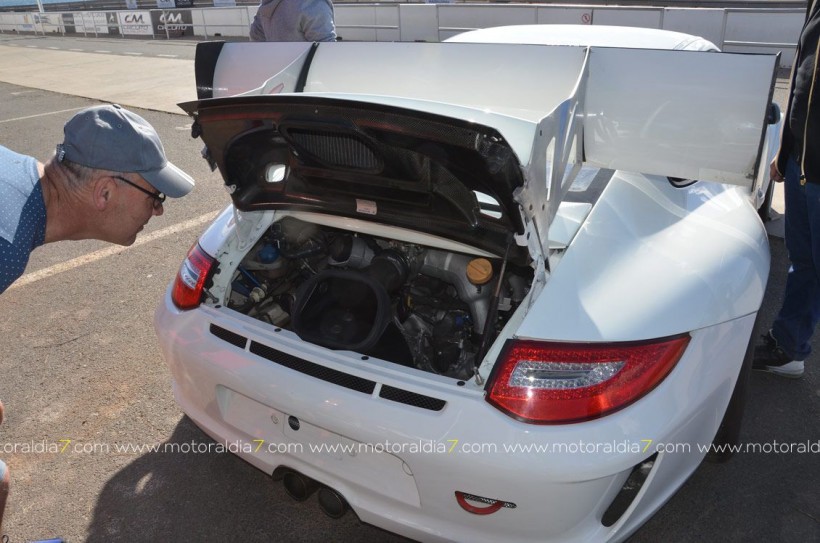 Iván Alemán ya rodó con su nuevo Porsche