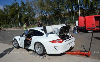 Iván Alemán ya rodó con su nuevo Porsche