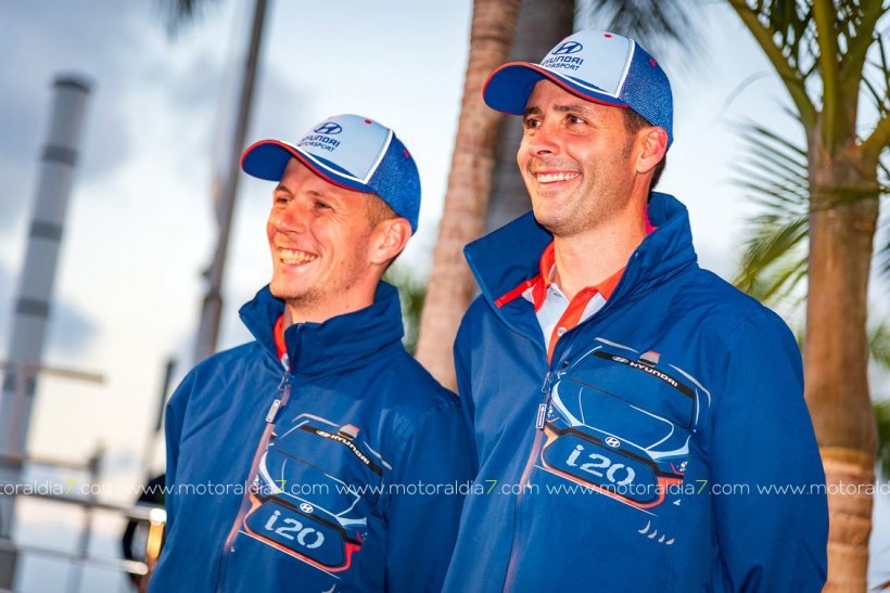 Siete Hyundai i20 R5 en el Rally Islas Canarias