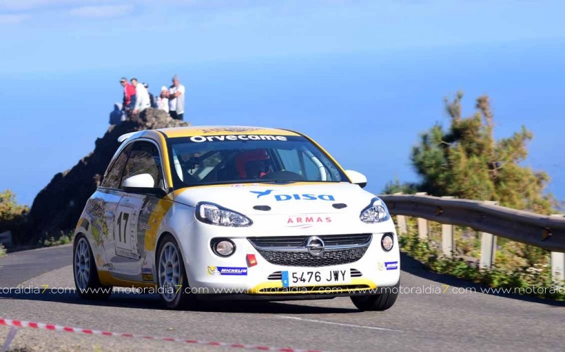 Victoria de Raúl Quesada y Dani Rosario en la Copa Adam DISAmax