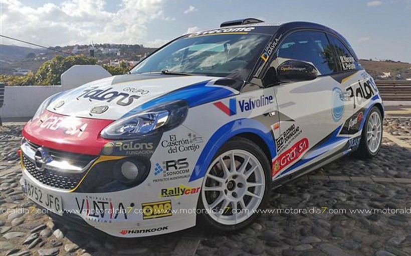 Manuel Naranjo estrena un Opel Adam Cup
