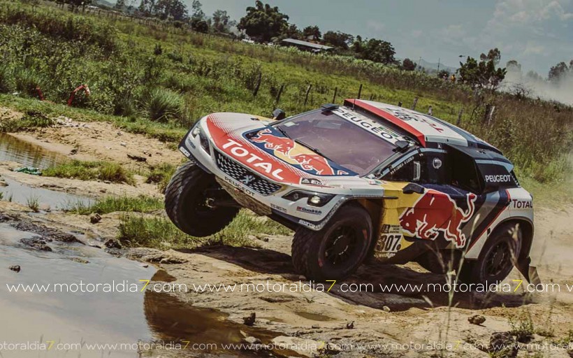 Triplete histórico para Peugeot