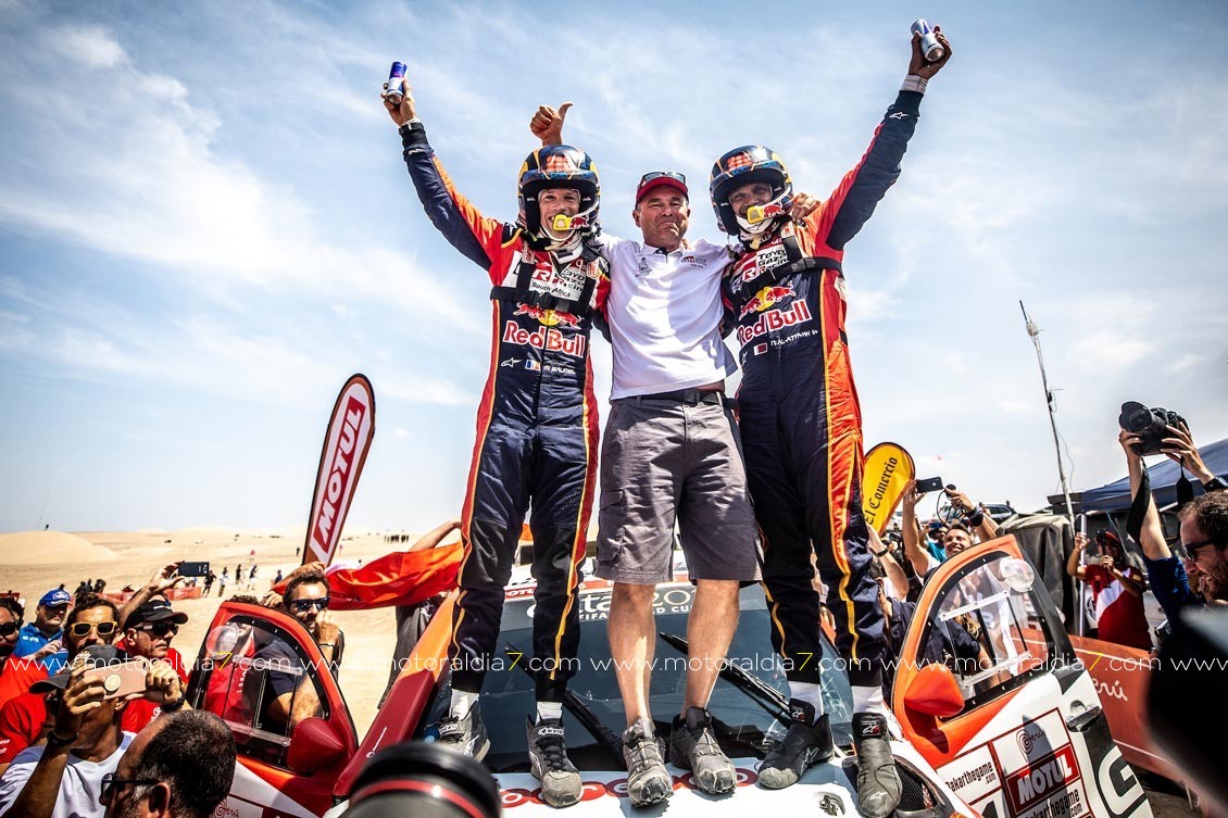 Histórico triunfo de Toyota en el Rally Dakar