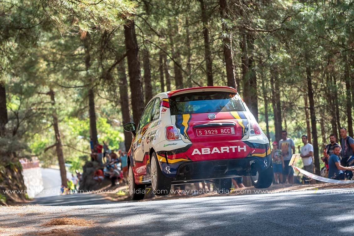 Armas y Vega ganan en un rally al límite