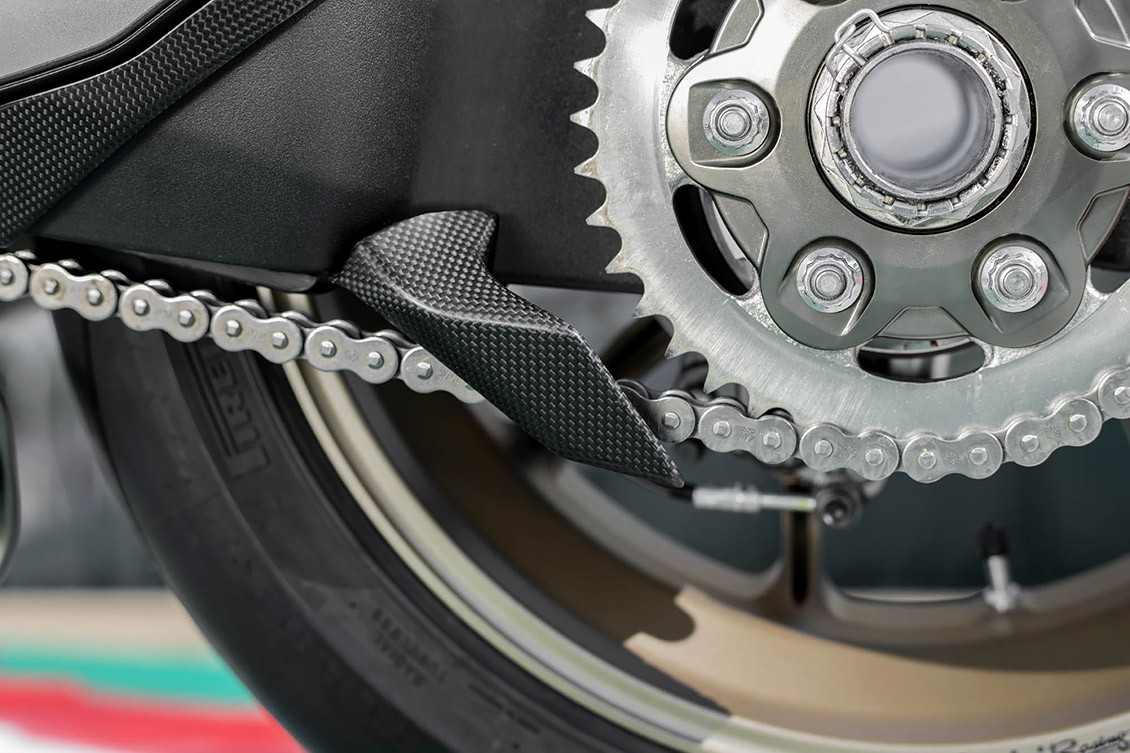 La Panigale V4 lista para circuito con el paquete de accesorios Racing