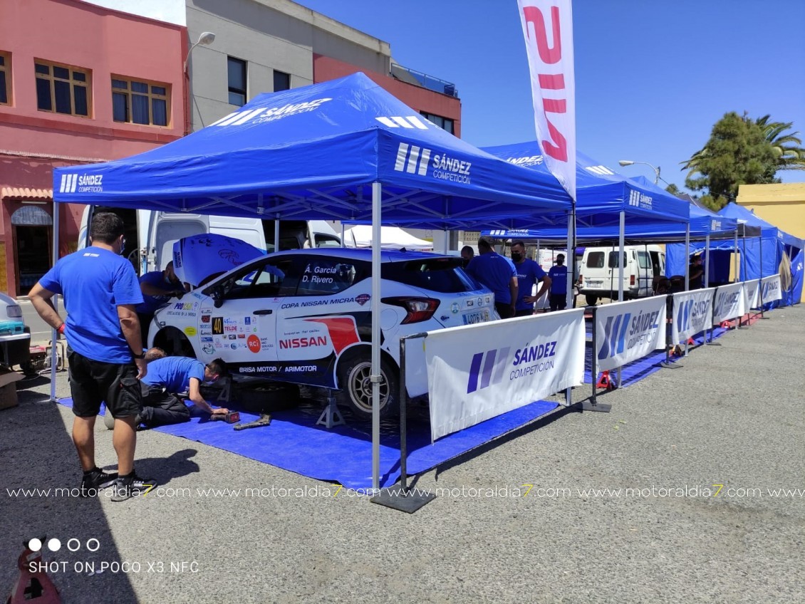 Borja Falcón e Ibán Santana primera victoria en la Copa Nissan Micra Canarias 2021