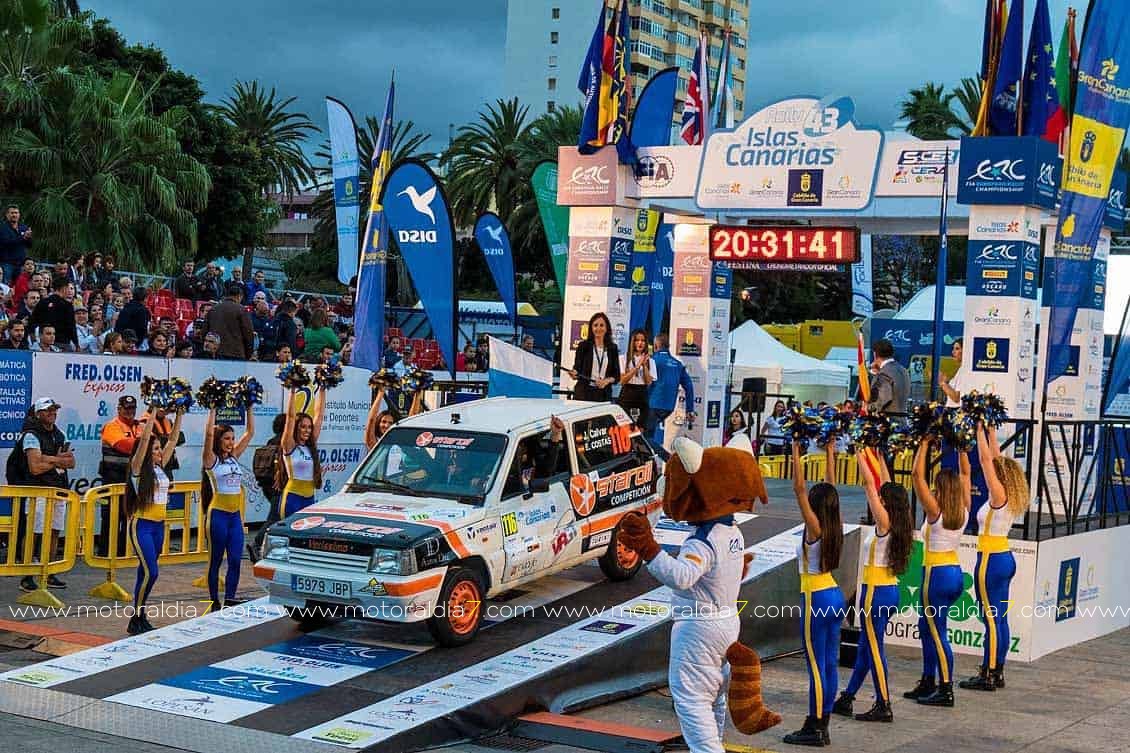 Ceremonia de Salida, una fiesta para los aficionados en el Rally Islas Canarias