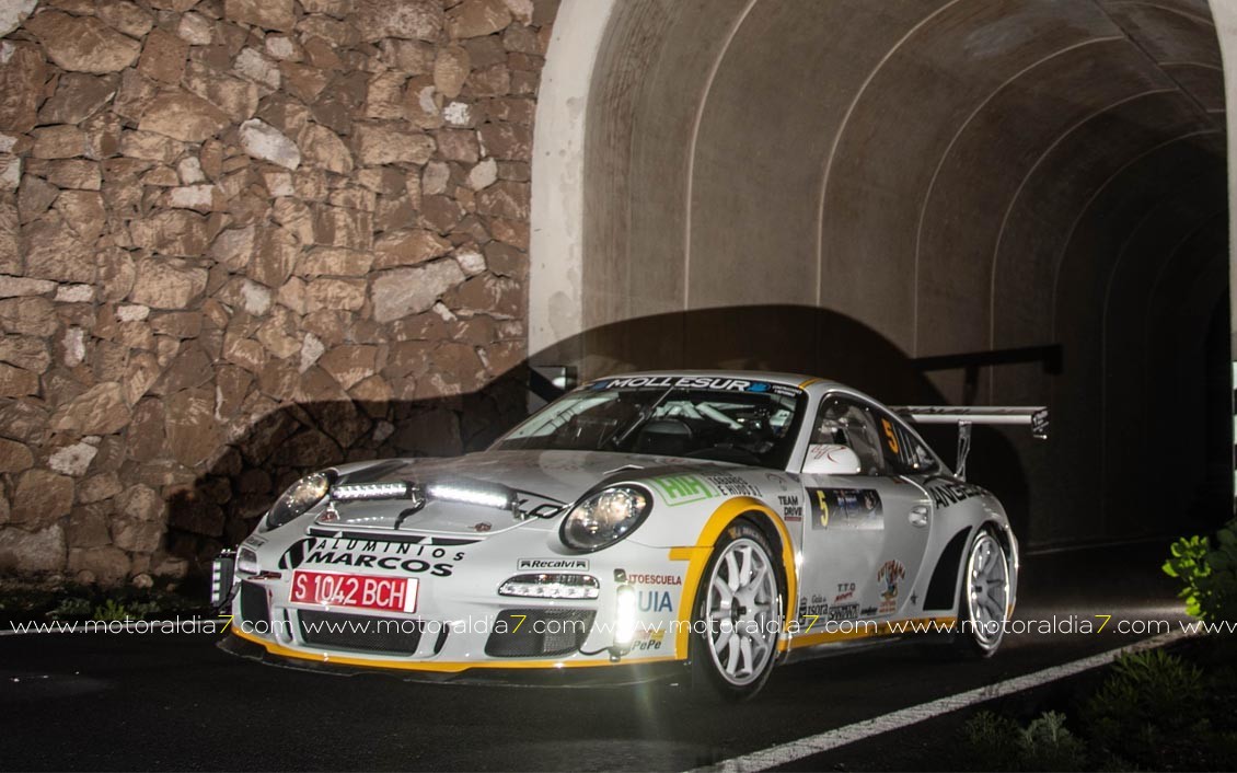 Cruz y Mujica marcan el ritmo en el Rally Isla Tenerife