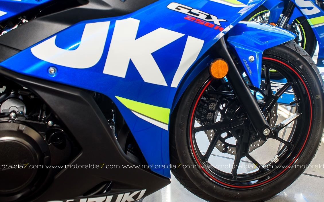 La Suzuki GSX250R, ya disponible en concesionarios oficiales