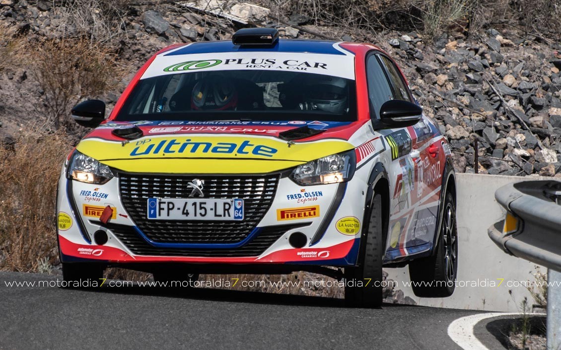 Cruz y Mujica, vuelven con fuerza en el Rally Villa de Adeje