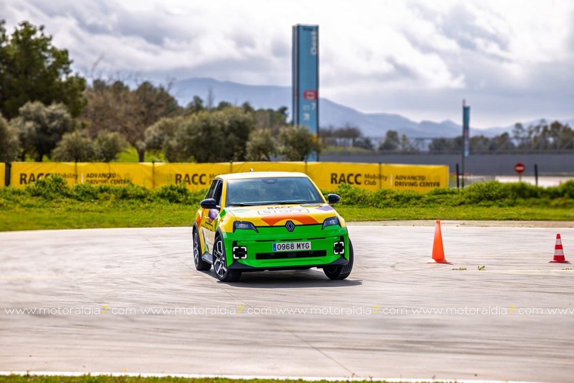 Renault 5 E-Tech, en las autoescuelas