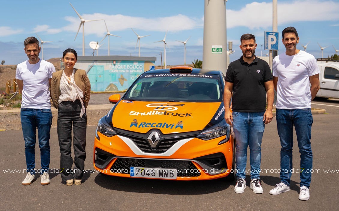 Jesé Ramos en la Clio Trophy Canarias 2025 con Shuttletruck