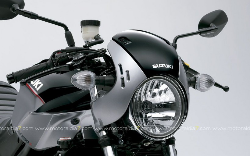 Suzuki SV650X revelado en Eicma