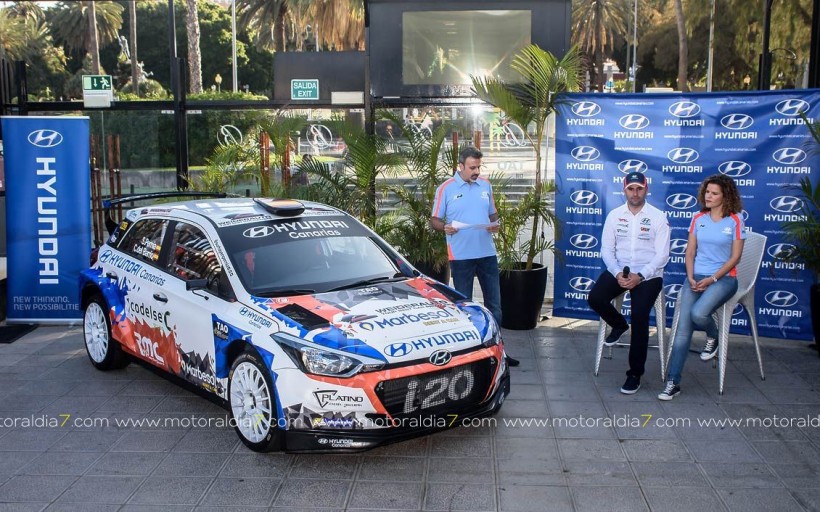 Pernía y del Barrio preparados para el Rally Islas Canarias
