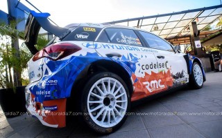Pernía y del Barrio preparados para el Rally Islas Canarias