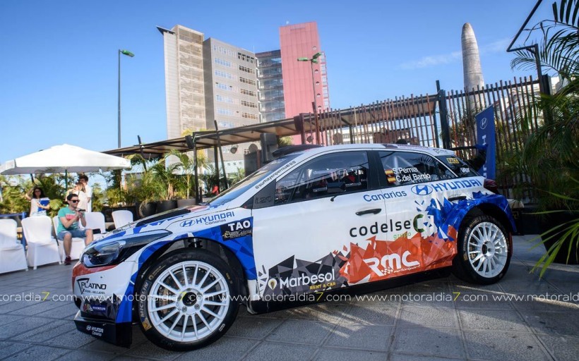 Pernía y del Barrio preparados para el Rally Islas Canarias
