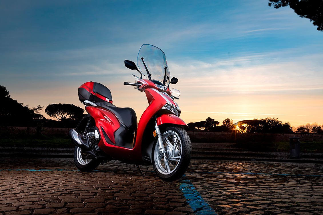 Nuena SCOOPY SH125I