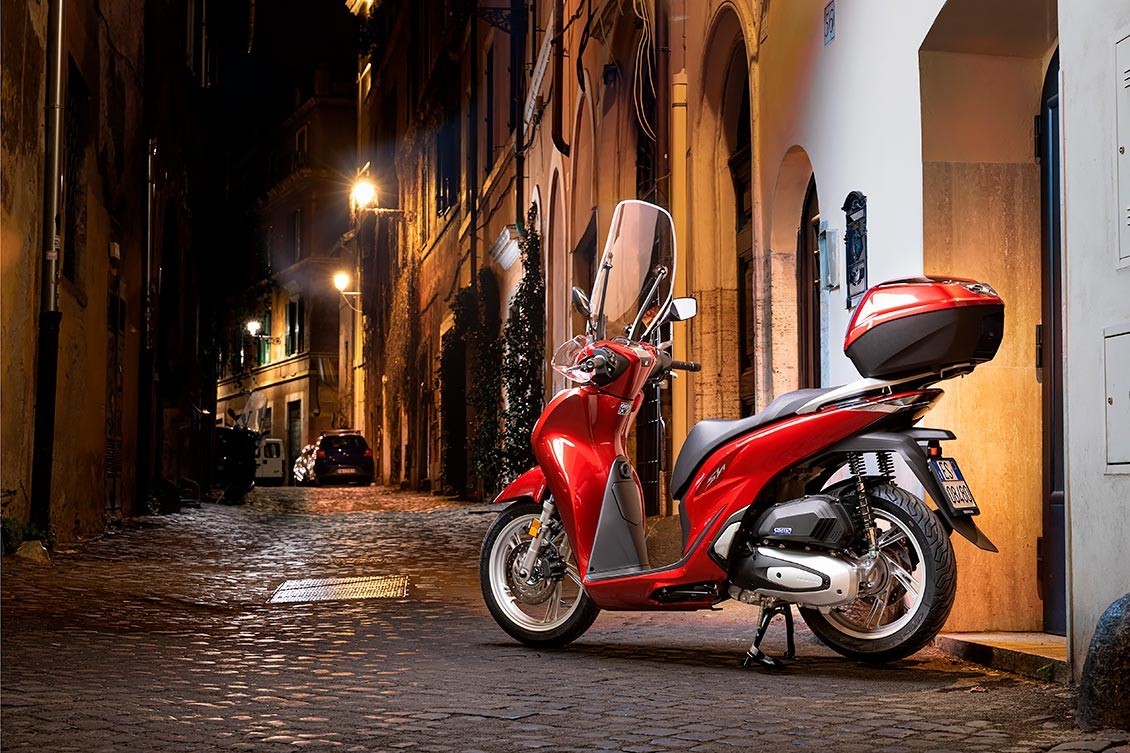 Nuena SCOOPY SH125I