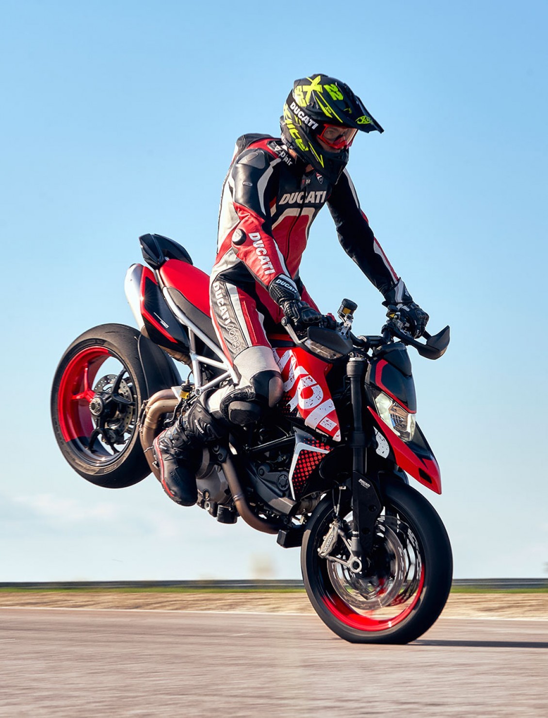 Nueva versión Hypermotard 950 RVE