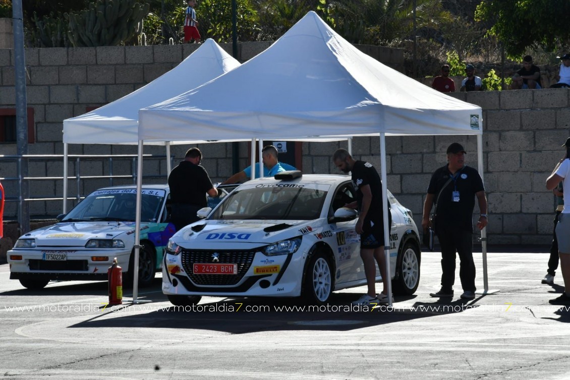 Carro y Reverón estrenan palmarés en el Rally de Granadilla
