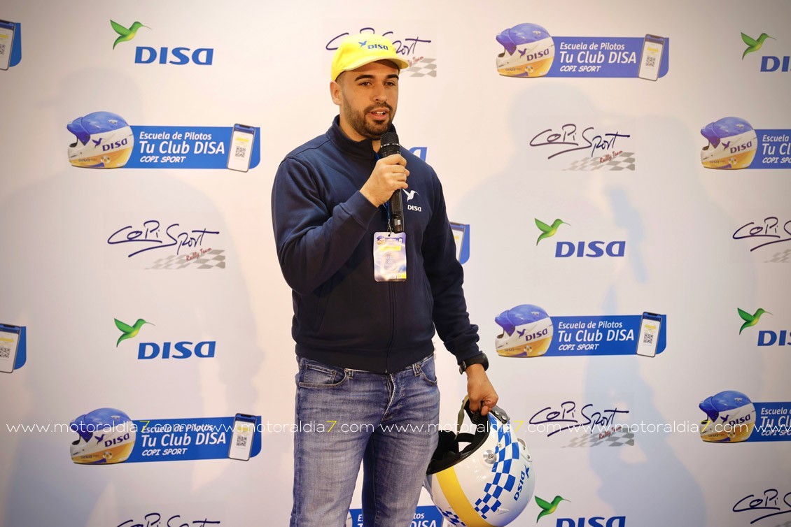 Javi Afonso con el Ford Rally4 de Archiauto
