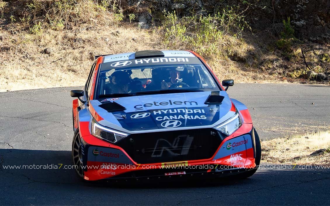 Suárez y González mandan en el Rally Senderos de La Palma