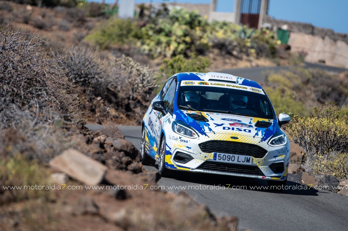 Cruz defiende su liderato en el Rally Ciudad de La Laguna