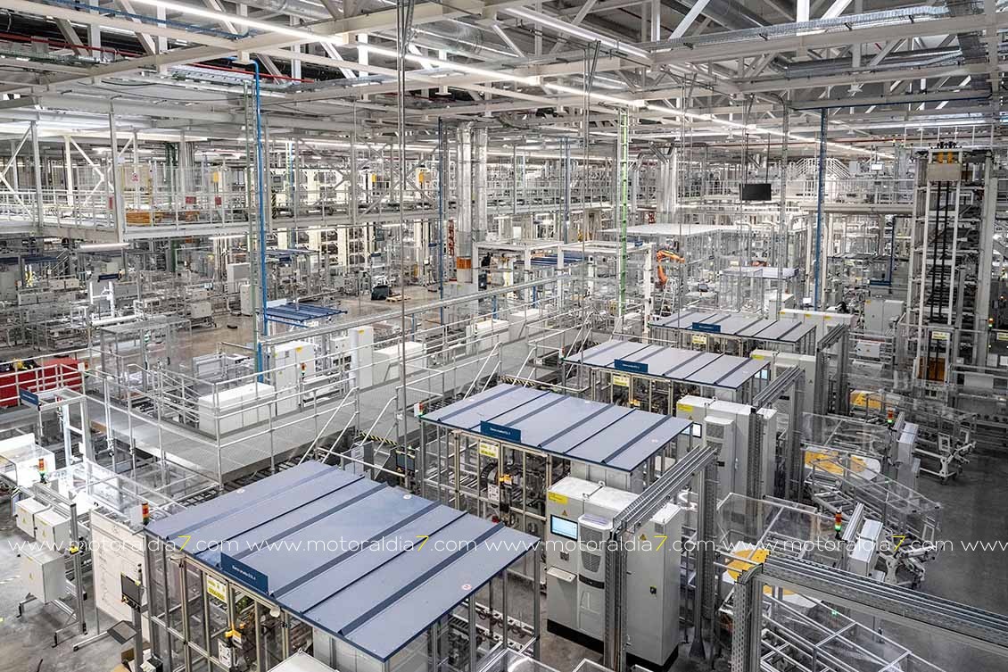 SEAT & CUPRA inaugura la planta de ensamblaje de baterías.